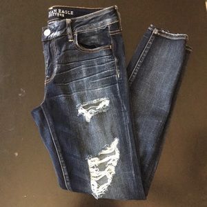 American Eagle 🦅 Ripped Jeans!